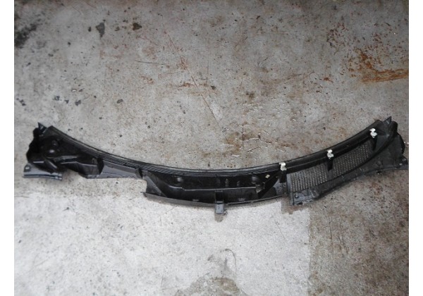 Накладка під лобове скло, жабо Renault Scenic II, 8200136789